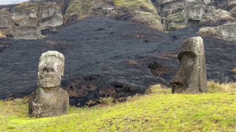 easter island statues damaged by fire